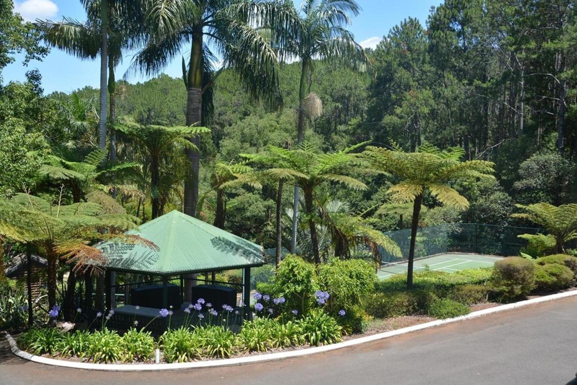 Montville Mountain Inn Ngoại thất bức ảnh