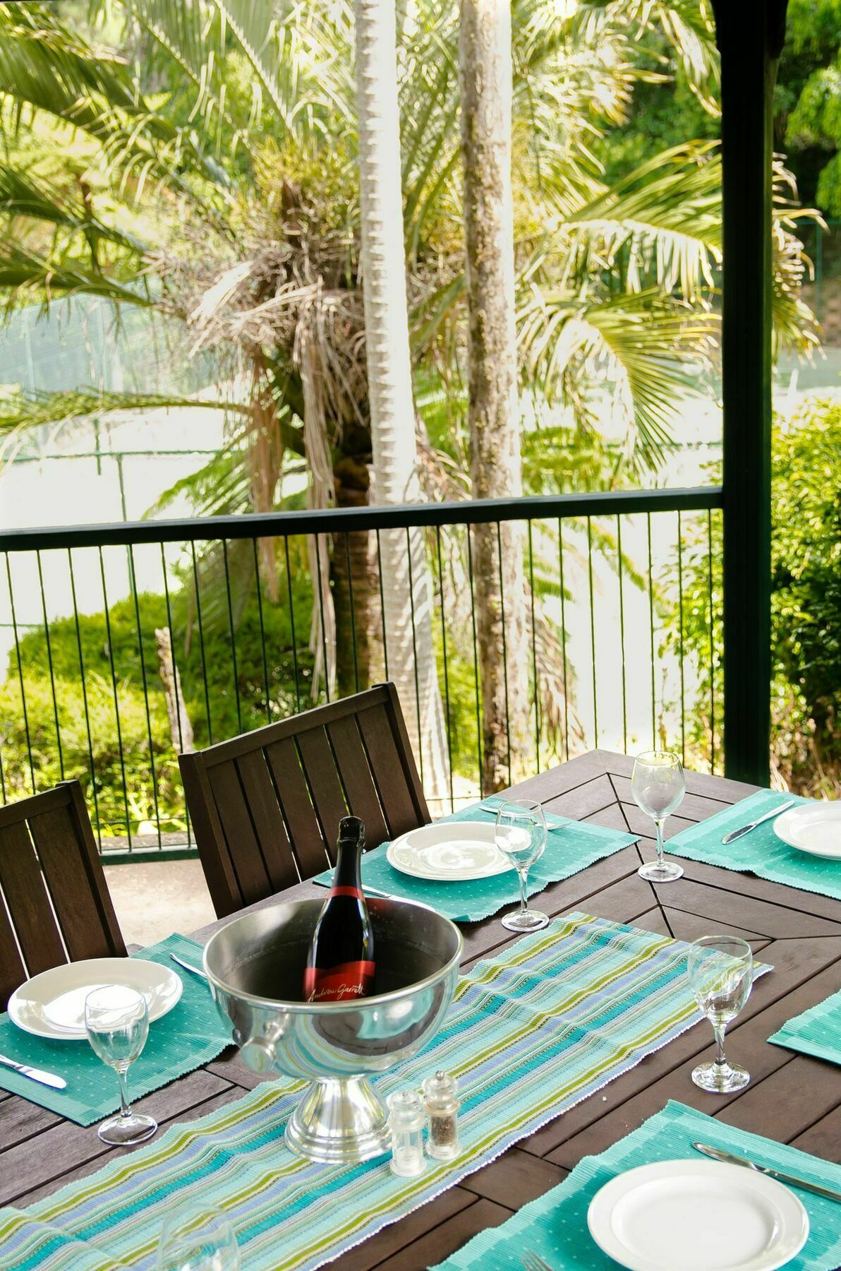 Montville Mountain Inn Ngoại thất bức ảnh