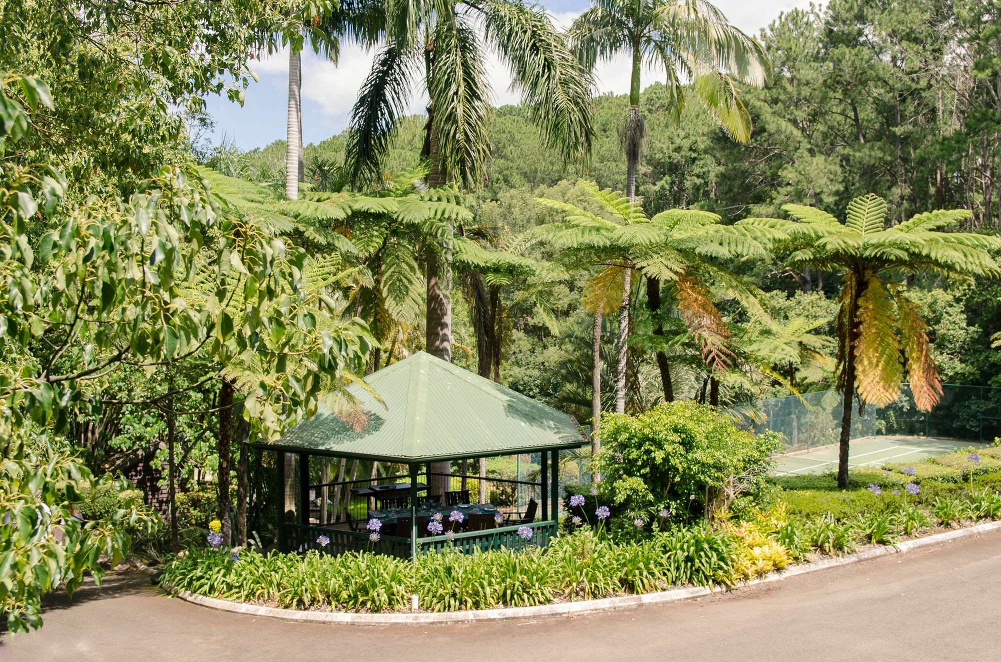Montville Mountain Inn Ngoại thất bức ảnh