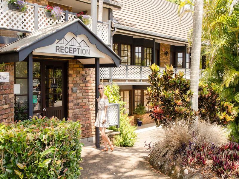 Montville Mountain Inn Ngoại thất bức ảnh